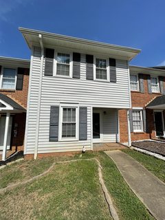 401 Royal Oak Dr.