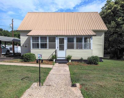 14 D Street