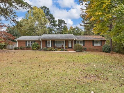 221 North Hill Drive sold home in North Hills, Boiling Springs, SC