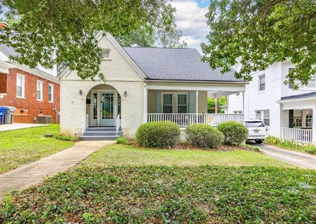 552 Boyd St