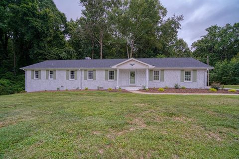 245 Maxine St