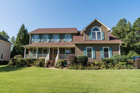 501 Lakewinds Blvd