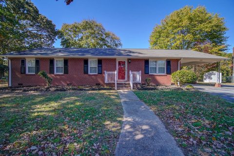 139 Loche Adele sold home in Hillcrest, Spartanburg, SC