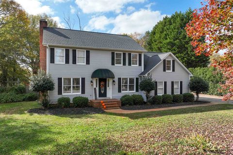 304 Woodgrove Trace