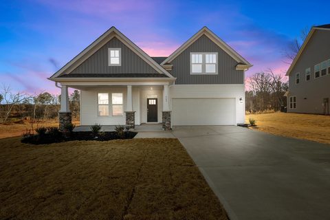 669 Sunwater Drive