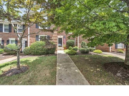 166 Buckstone Lane sold townhome in Wedgewood Towns, Spartanburg, SC