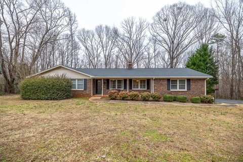 123 Pinewood Dr.