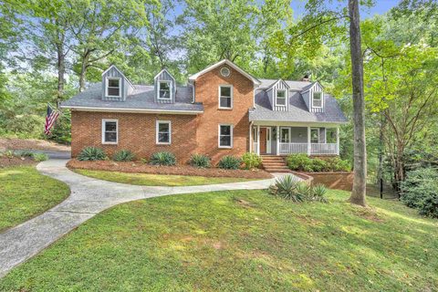 106 Bagwell Farm Road