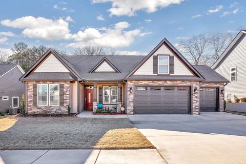 120 Southern Oaks Drive sold home in The Oaks at Woodfin, Inman, SC