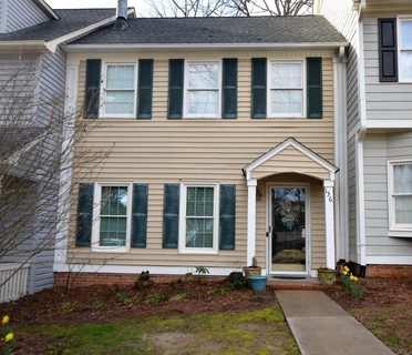 136 Inwood Court