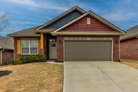 660 Lombard Drive