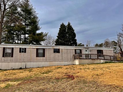 112 Wellington Rd.