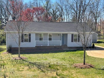 245 Crossgate Drive sold home in Crossgate, Boiling Springs, SC