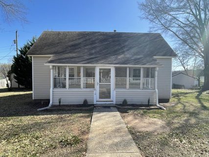 18 G Street