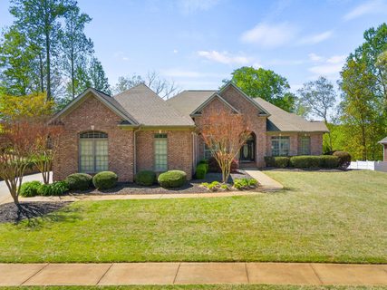 536 Scenic Oak Drive