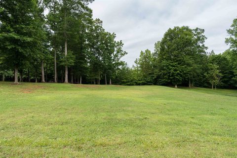 162 Clearcreek Drive