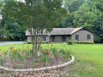 22 Briarcreek Court