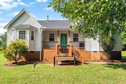 1301 Foster Road sold home in Wilkins Hills, Inman, SC