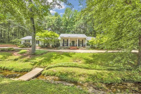 212 Overland Drive