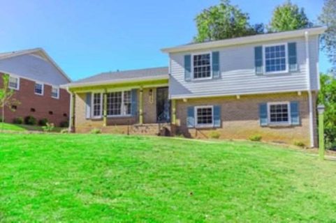 209 Fieldcrest Lane