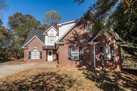 180 Berrys Pond Drive sold home in The Shores, Duncan, SC