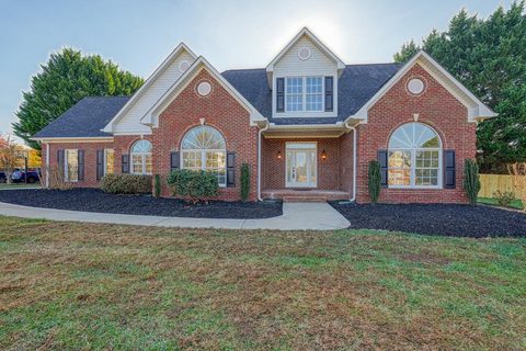412 Pleasant Ridge Court sold home in Autumn Glen, Spartanburg, SC