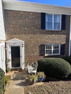 127 Fernridge Drive