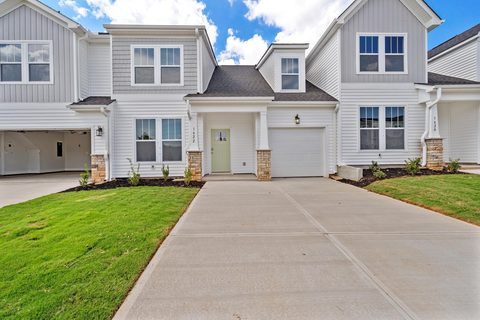 1622 Chelmsford Court