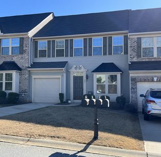 305 Bellerive Drive