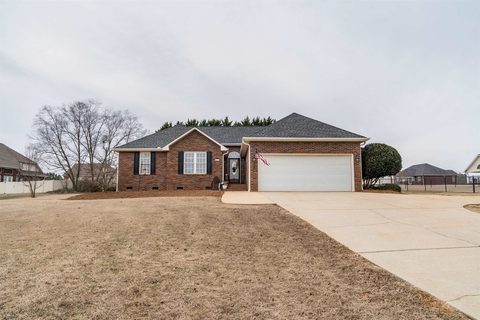 410 Sunburst Lane sold home in Windermere, Inman, SC