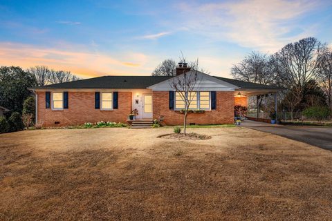 216 Highland Road