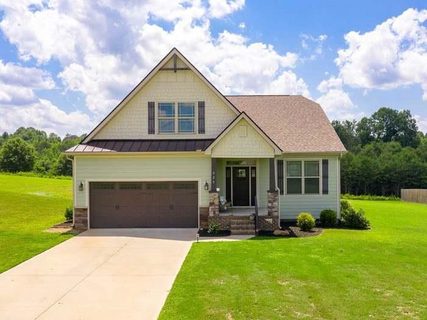 929 Garnet Circle