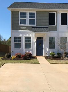 121 Valley Creek Drive sold townhome in Townes at Valley Creek, Boiling Springs, SC