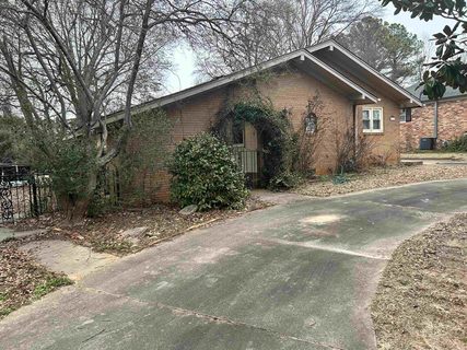 4211 Chaffee Road sold home in Oak Forest, Spartanburg, SC