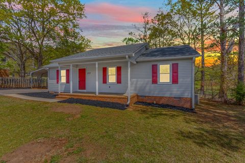 252 River Forest Drive sold home in River Forest, Boiling Springs, SC