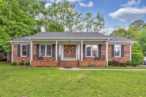 252 Saint Matthews Lane