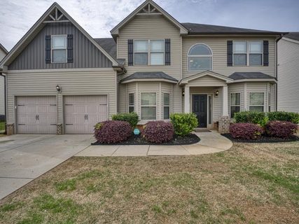 128 E Farrell Drive
