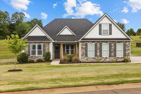 240 W Ridgewater Drive sold home in Glenn Harbour Estates of Lake Blalock, Chesnee, SC