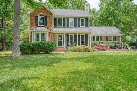 28 Angela Circle