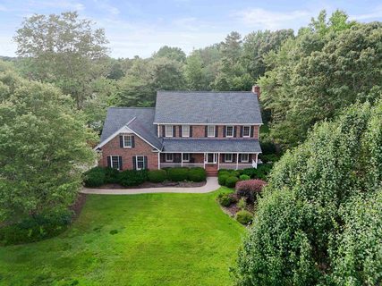 356 Carleton Circle