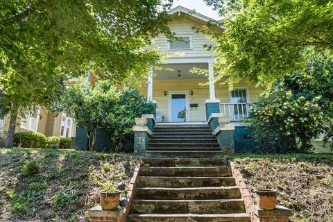 787 Rutledge Street