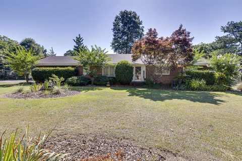 372 Lake Forest Drive