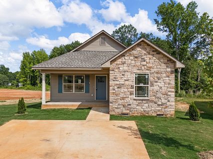 557 Molly Parker Lane