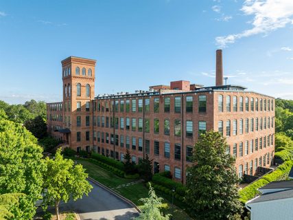 Previously sold for $280,000