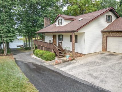 282 Sunward Path sold home in Foster's Place, Inman, SC
