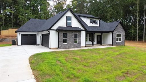 144 Timberlake Cir