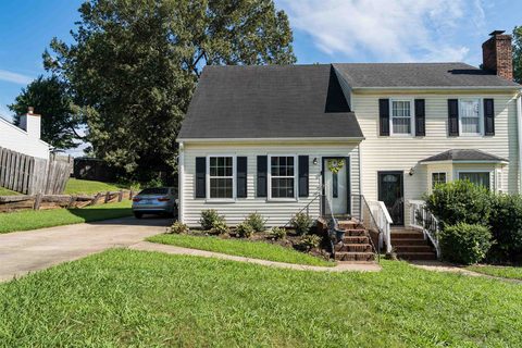 4 Sweetbriar Lane sold townhome in Sweetbriar, Spartanburg, SC