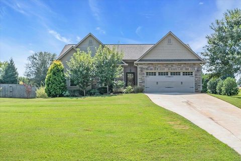 311 Cliffrose Court