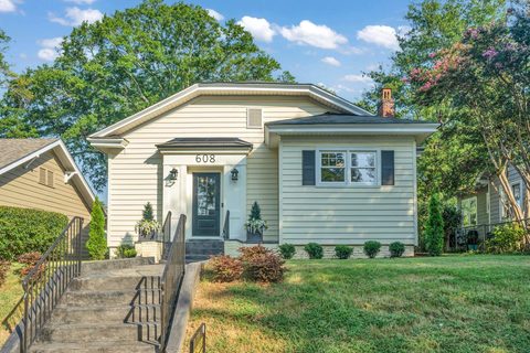 608 Poplar Street