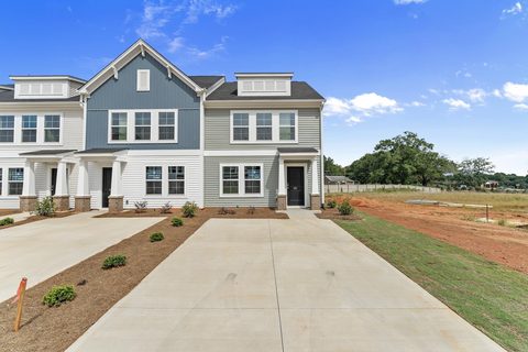 661 Blossom Run